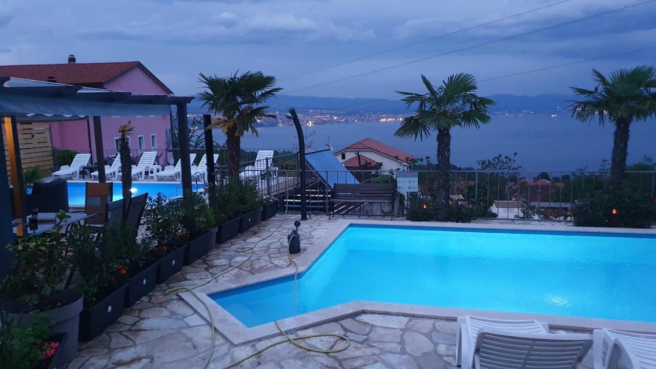 Apartments Kroatien Lovran Exterior foto
