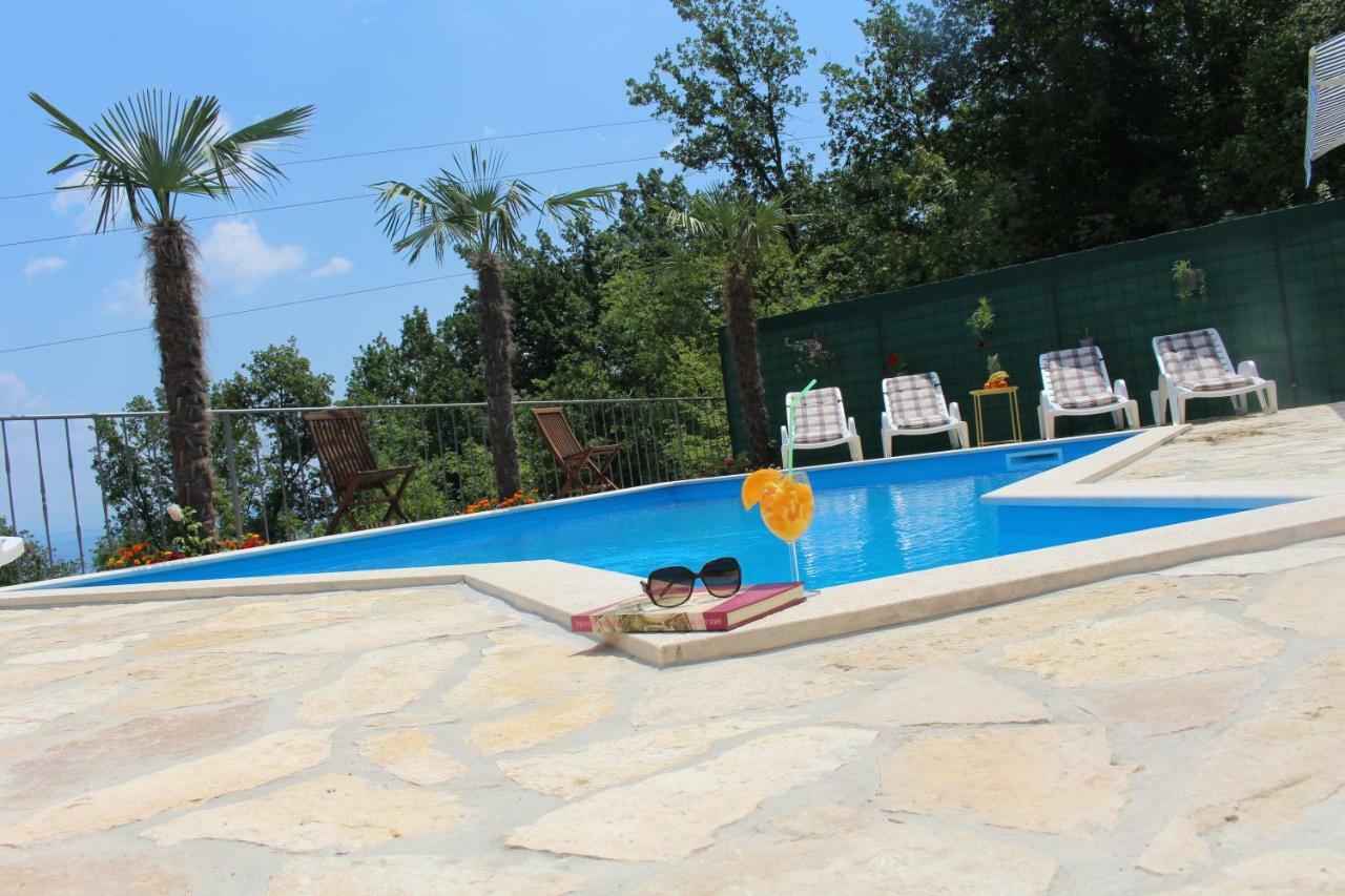 Apartments Kroatien Lovran Exterior foto